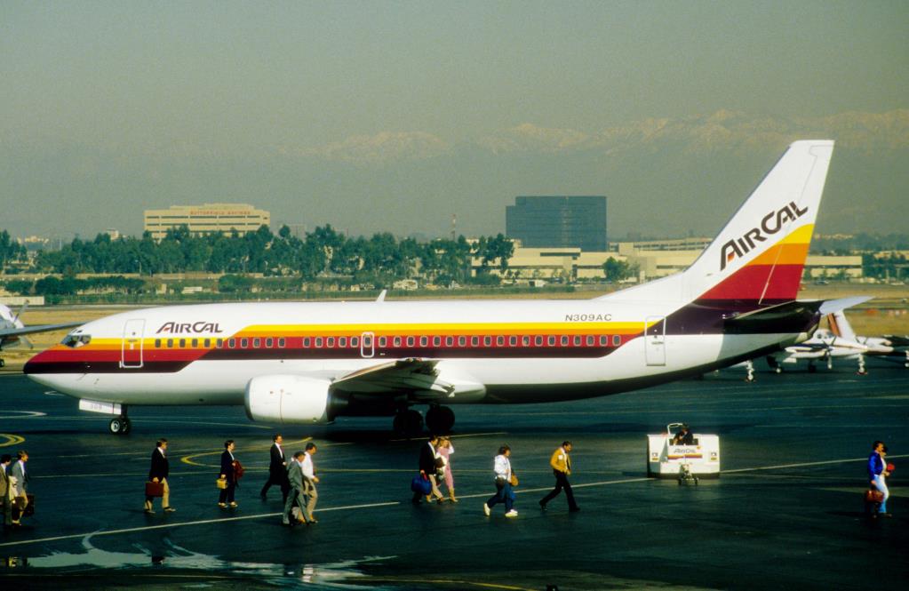 Photo of aircraft N309AC operated by AirCal