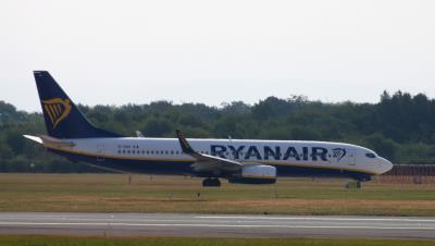 Photo of aircraft EI-DHC operated by Ryanair