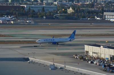 Photo of aircraft N14249 operated by United Airlines