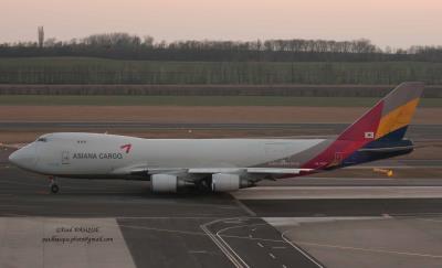 Image of aircraft registration HL7420 - A 747-48E operated by Asiana Airlines