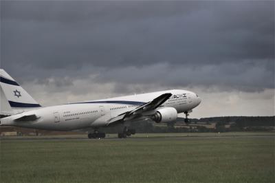 Image of aircraft registration 4X-ECD - A 777-258(ER) operated by El Al Israel Airlines