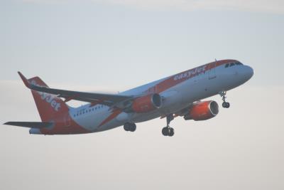 Photo of aircraft G-EZWY operated by easyJet