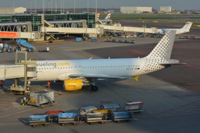 Photo of aircraft EC-KJD operated by Vueling