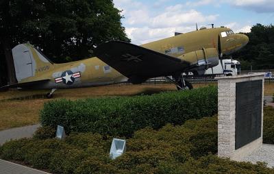 Photo of aircraft N1350M operated by Luftbrucke Museum