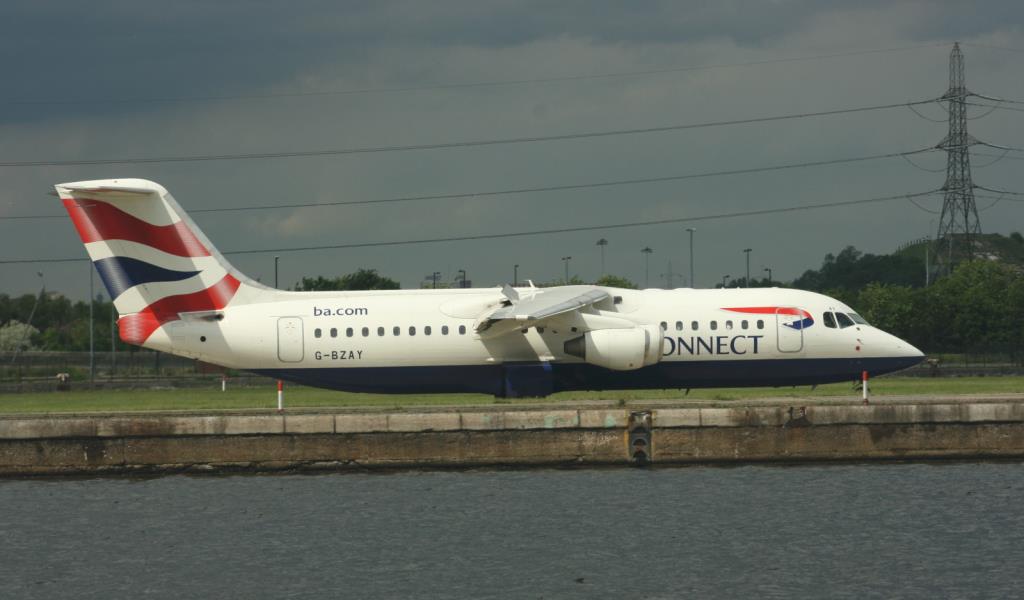 Photo of aircraft G-BZAY operated by BA Cityflyer