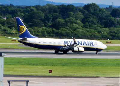 Photo of aircraft EI-EKV operated by Ryanair