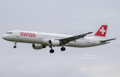 Photo of aircraft HB-IOD operated by Swiss