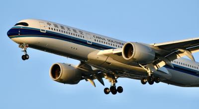 Photo of aircraft B-32EE operated by China Southern Airlines