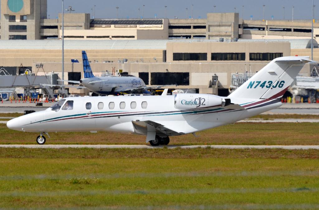 Photo of aircraft N743JG operated by King Air 90B LLC