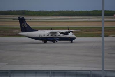 Photo of aircraft C-FMAK operated by Calm Air International