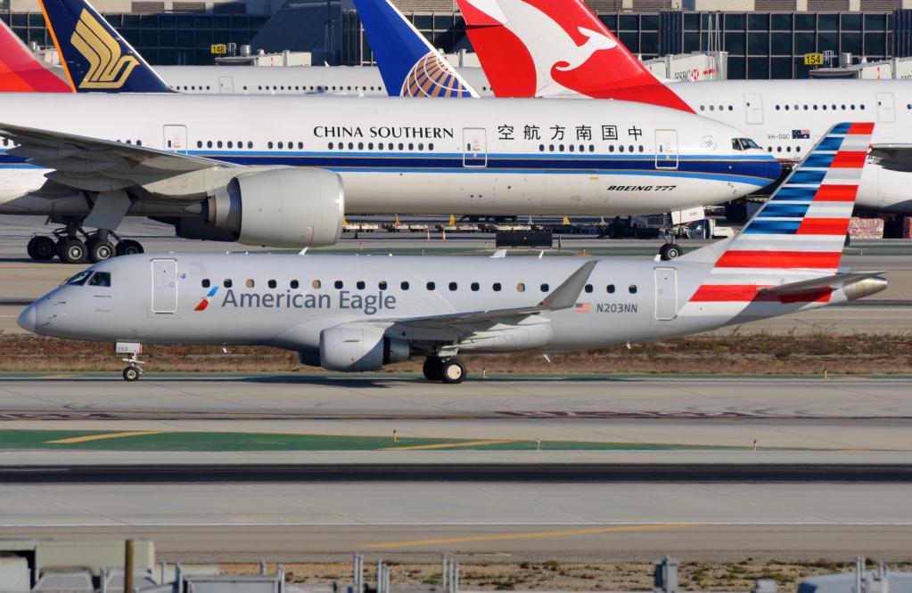 Photo of aircraft N203NN operated by American Eagle