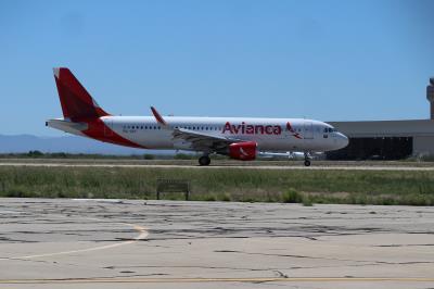 Photo of aircraft PR-OCY operated by Avianca Brasil
