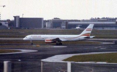 Image of aircraft registration C-FOOE - A 757-28A operated by Canada 3000 Airlines