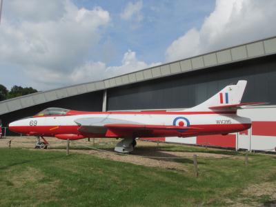 Photo of aircraft E-410 (G-9-438) operated by Hawker Siddeley Aviation Ltd