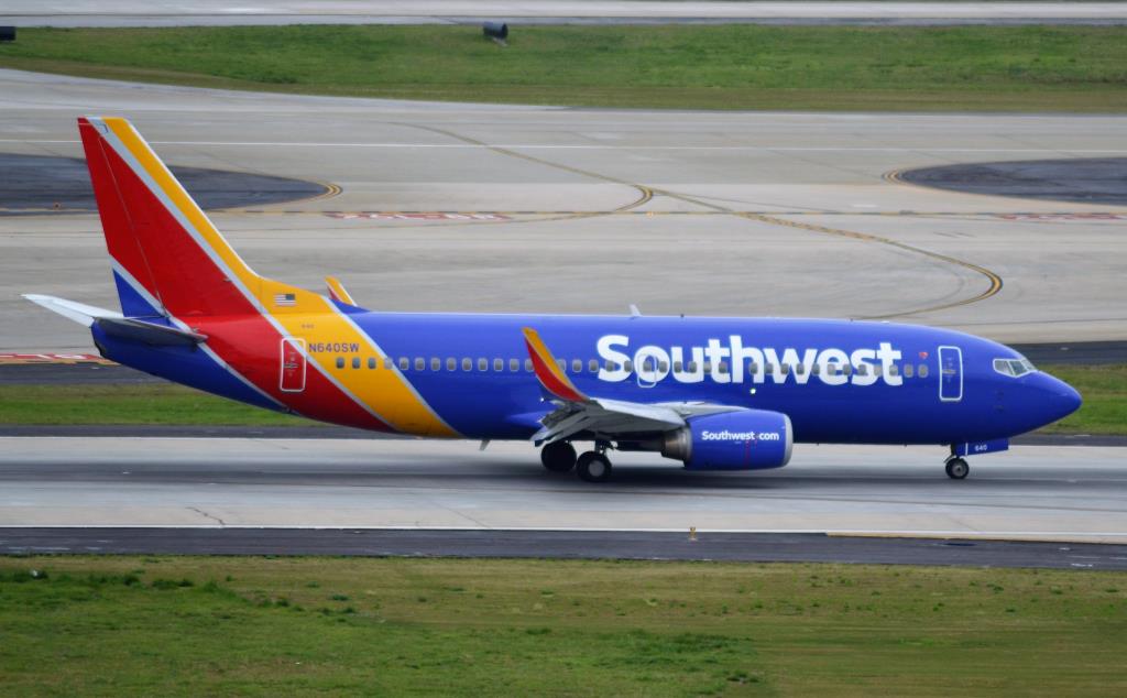 Photo of aircraft N640SW operated by Southwest Airlines