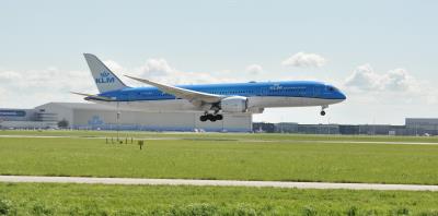 Image of aircraft registration PH-BHI - A 787-9 Dreamliner operated by KLM Royal Dutch Airlines
