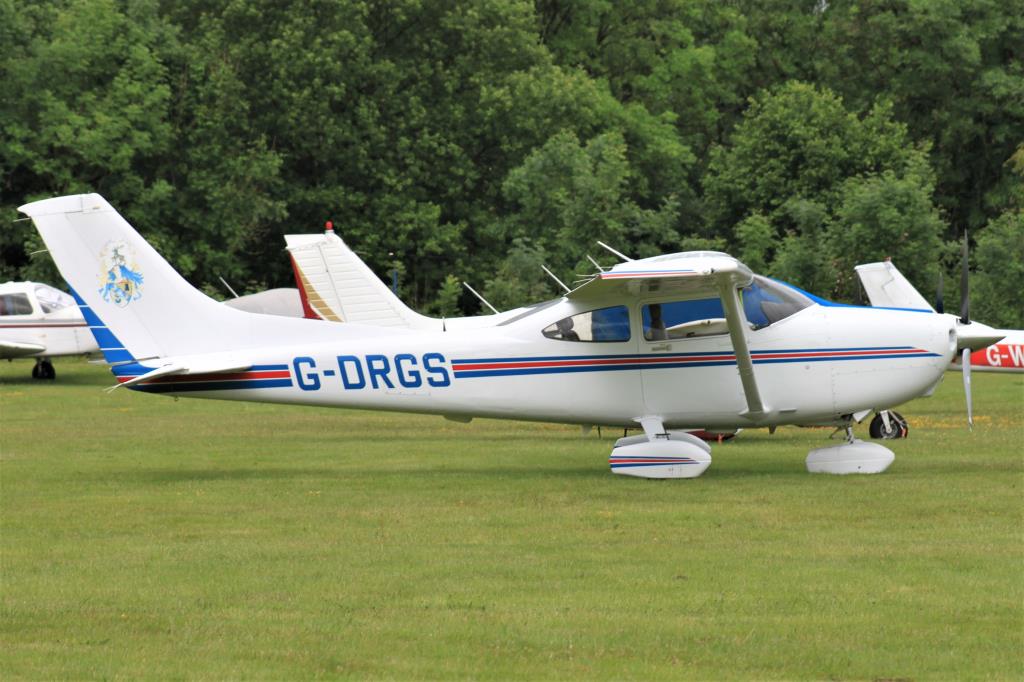 Photo of aircraft G-DRGS operated by Diana Ruth Grant Scott