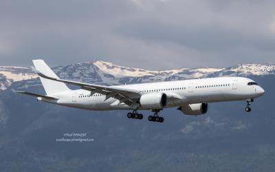Photo of aircraft F-WXAP operated by Airbus Financial Services (AFS)