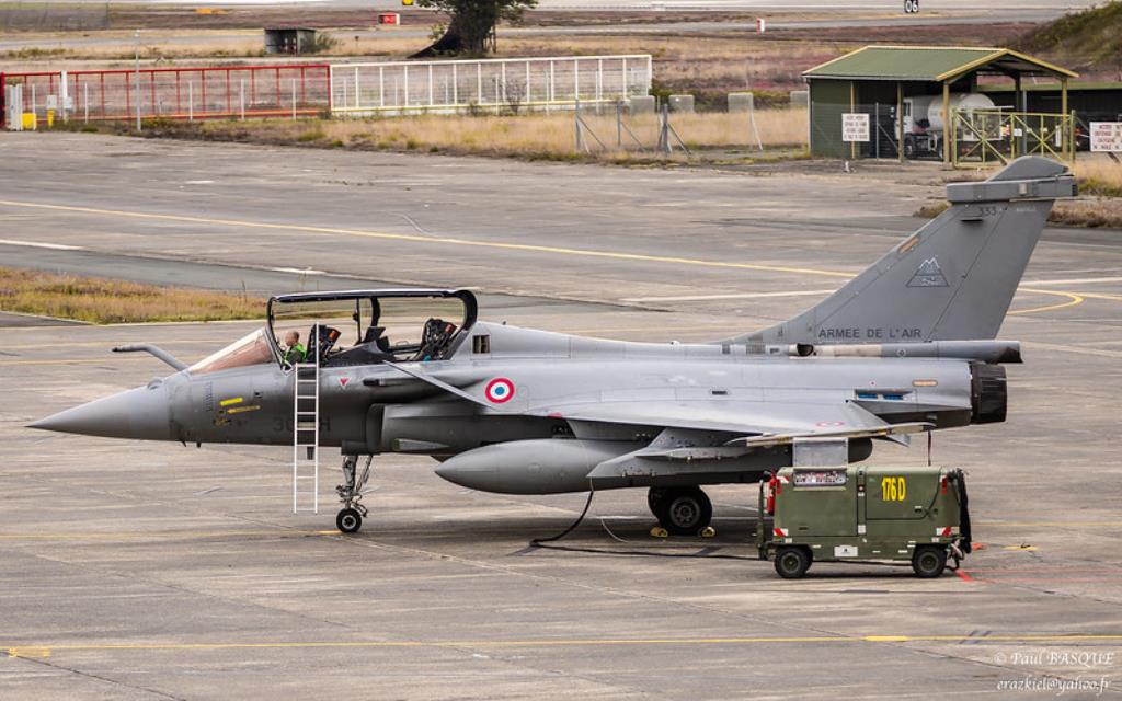 Photo of aircraft 333 (F-UHIH) operated by French Air Force-Armee de lAir