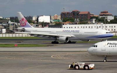 Photo of aircraft B-18360 operated by China Airlines