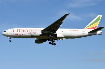 Photo of aircraft ET-ARK operated by Ethiopian Airlines