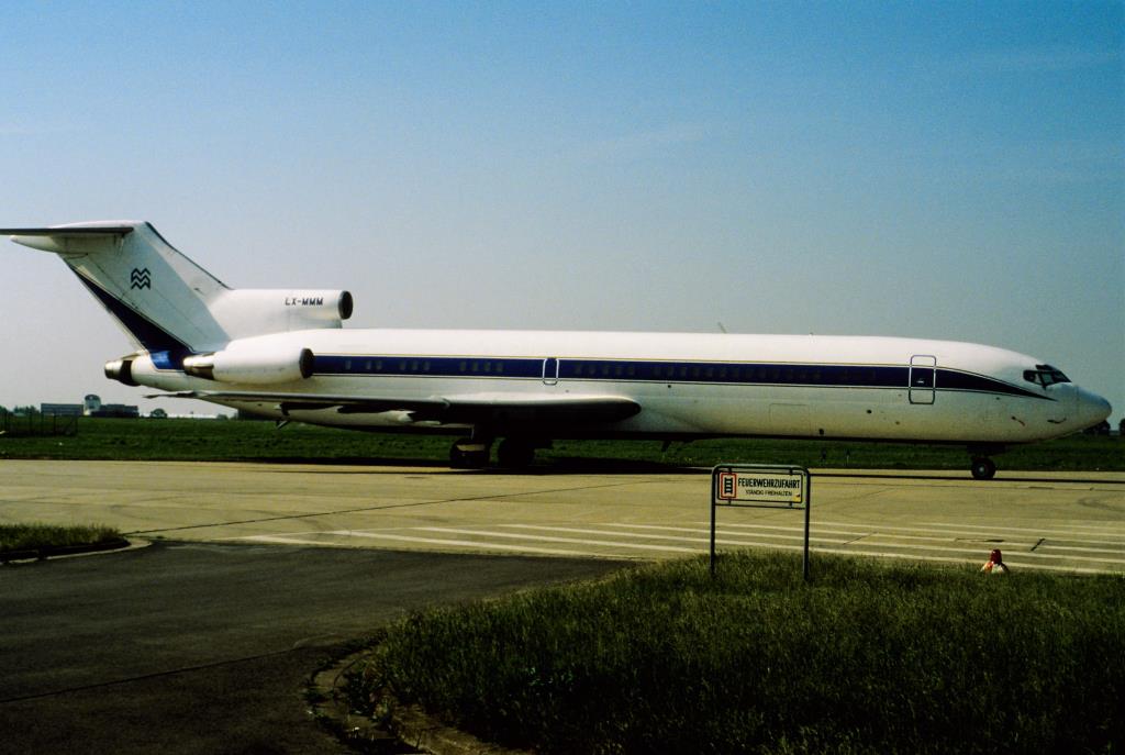 Photo of aircraft LX-MMM operated by Shk M A Midani