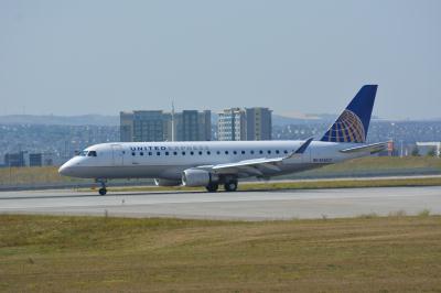 Photo of aircraft N130SY operated by United Express