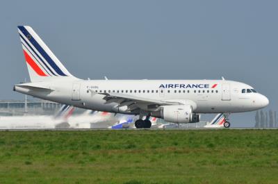 Image of aircraft registration F-GUGL - A A318-111 operated by Air France