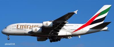 Photo of aircraft A6-EOX operated by Emirates