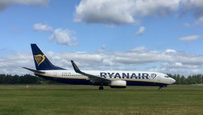 Photo of aircraft EI-EVK operated by Ryanair