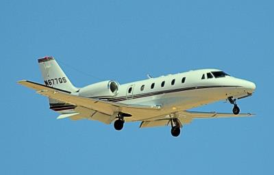 Photo of aircraft N677QS operated by NetJets