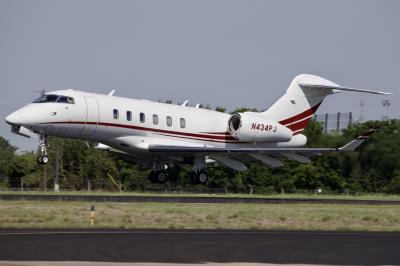 Photo of aircraft N434PJ operated by Henry Aviation LLC