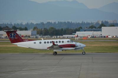 Photo of aircraft C-FNTA operated by Northern Thunderbird Air