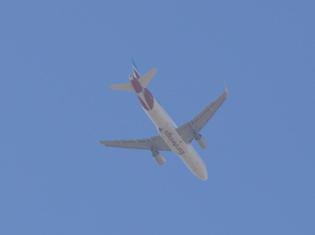 Photo of aircraft D-AIZS operated by Eurowings