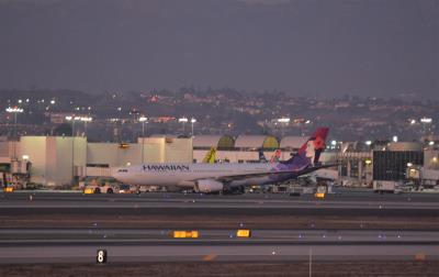 Photo of aircraft N373HA operated by Hawaiian Airlines