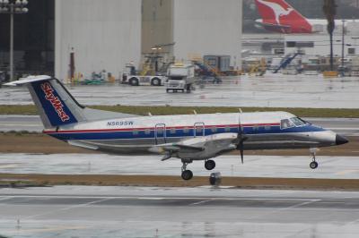 Photo of aircraft N569SW operated by SkyWest Airlines