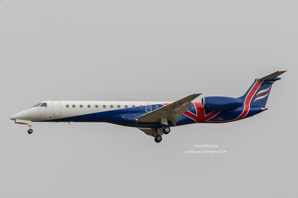 Photo of aircraft F-HFCN operated by Vallair