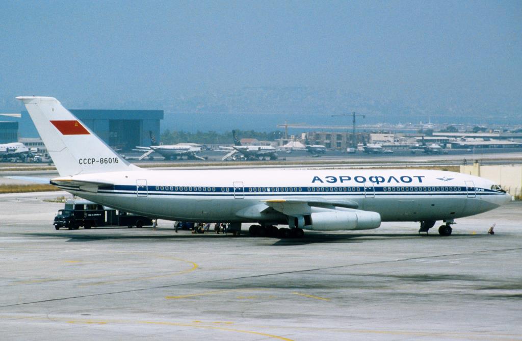 Photo of aircraft CCCP-86016 operated by Aeroflot - Soviet Airlines