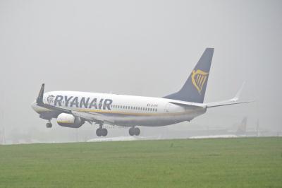 Image of aircraft registration EI-DYC - A 737-8AS(WL) operated by Ryanair