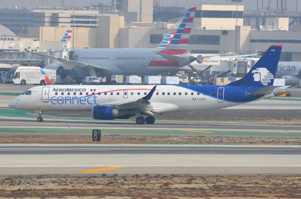 Photo of aircraft XA-AAC operated by Aeromexico Connect