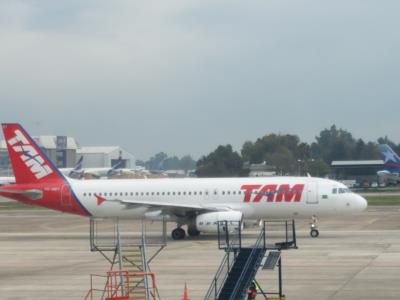 Photo of aircraft PR-MBY operated by LATAM Airlines Brasil
