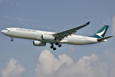 Photo of aircraft B-HLP operated by Cathay Pacific Airways