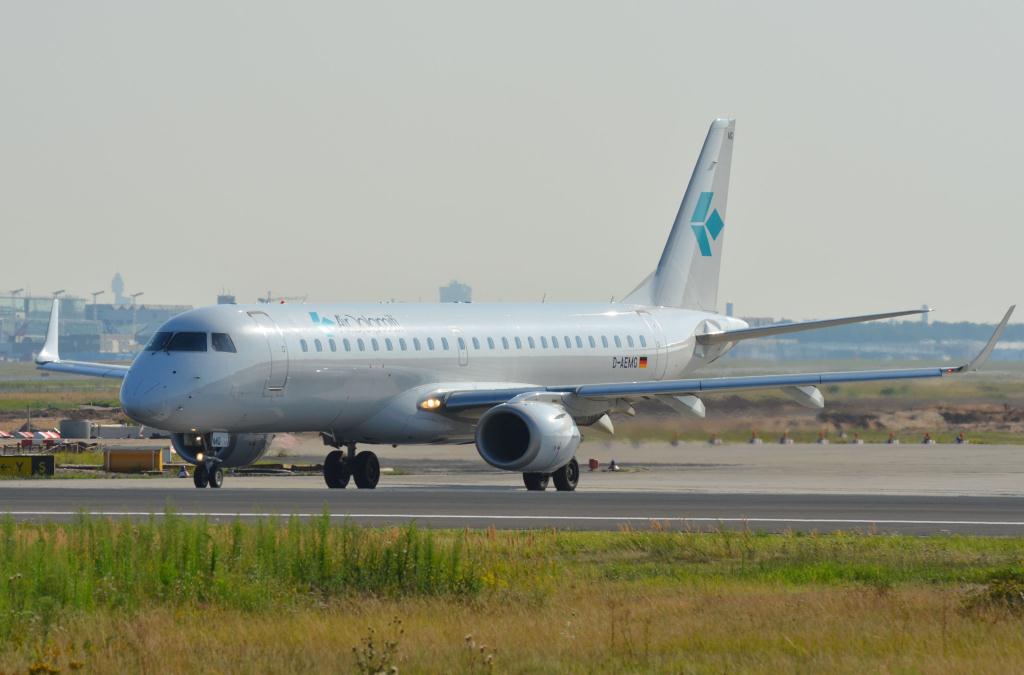 Photo of aircraft D-AEMG operated by Air Dolomiti