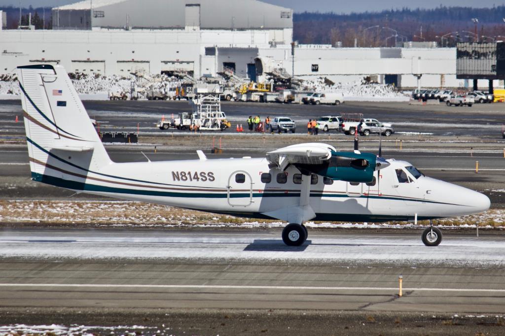 Photo of aircraft N814SS operated by 2000 Aviation LLC