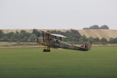 Photo of aircraft G-AXXV (DE992) operated by Fly Tiger Moth Ltd