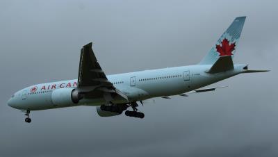 Photo of aircraft C-FNND operated by Air Canada