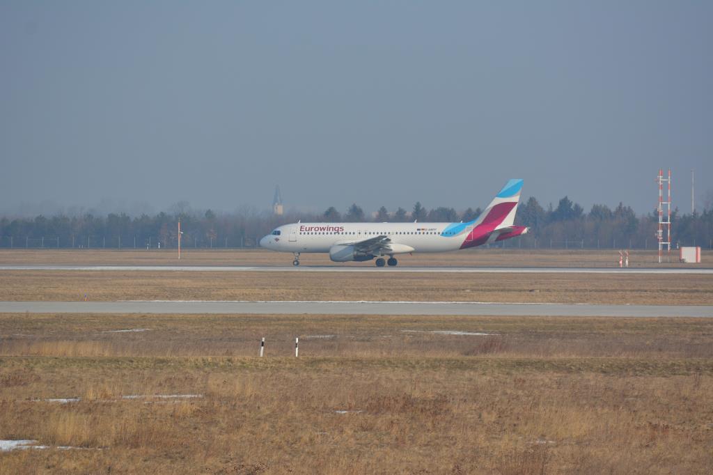 Photo of aircraft D-ABFP operated by Eurowings