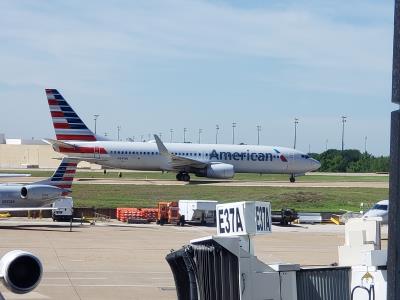 Photo of aircraft N841NN operated by American Airlines