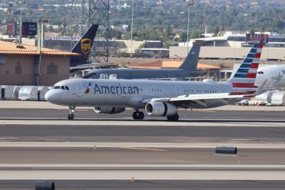 Photo of aircraft N909AM operated by American Airlines