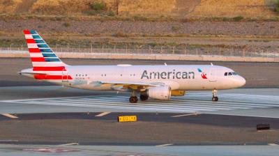 Photo of aircraft N123UW operated by American Airlines